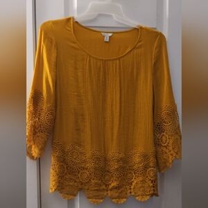 Elegant Mustard Crochet Accent Blouse
